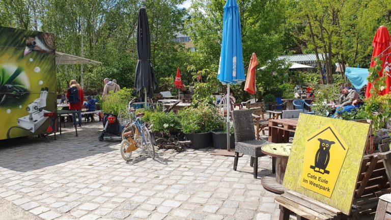 Café Eule am Gleisdreieck – Berlin affin